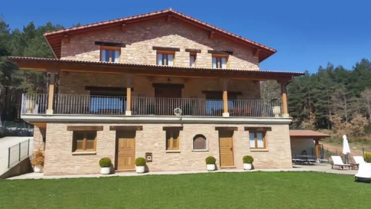 Entrevista a Silvia Garcia, de ASCARIOJA, y Demetrio Domínguez, pt. de los hoteleros riojanos (31/12/2021)