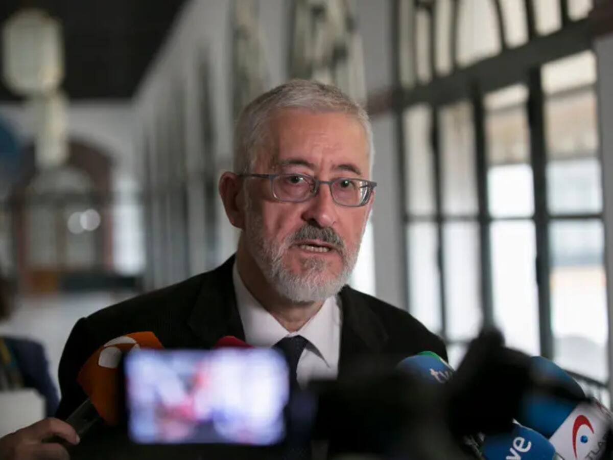 El exconsejero socialista de Economía ha sido nombrado profesor titular de la UMA