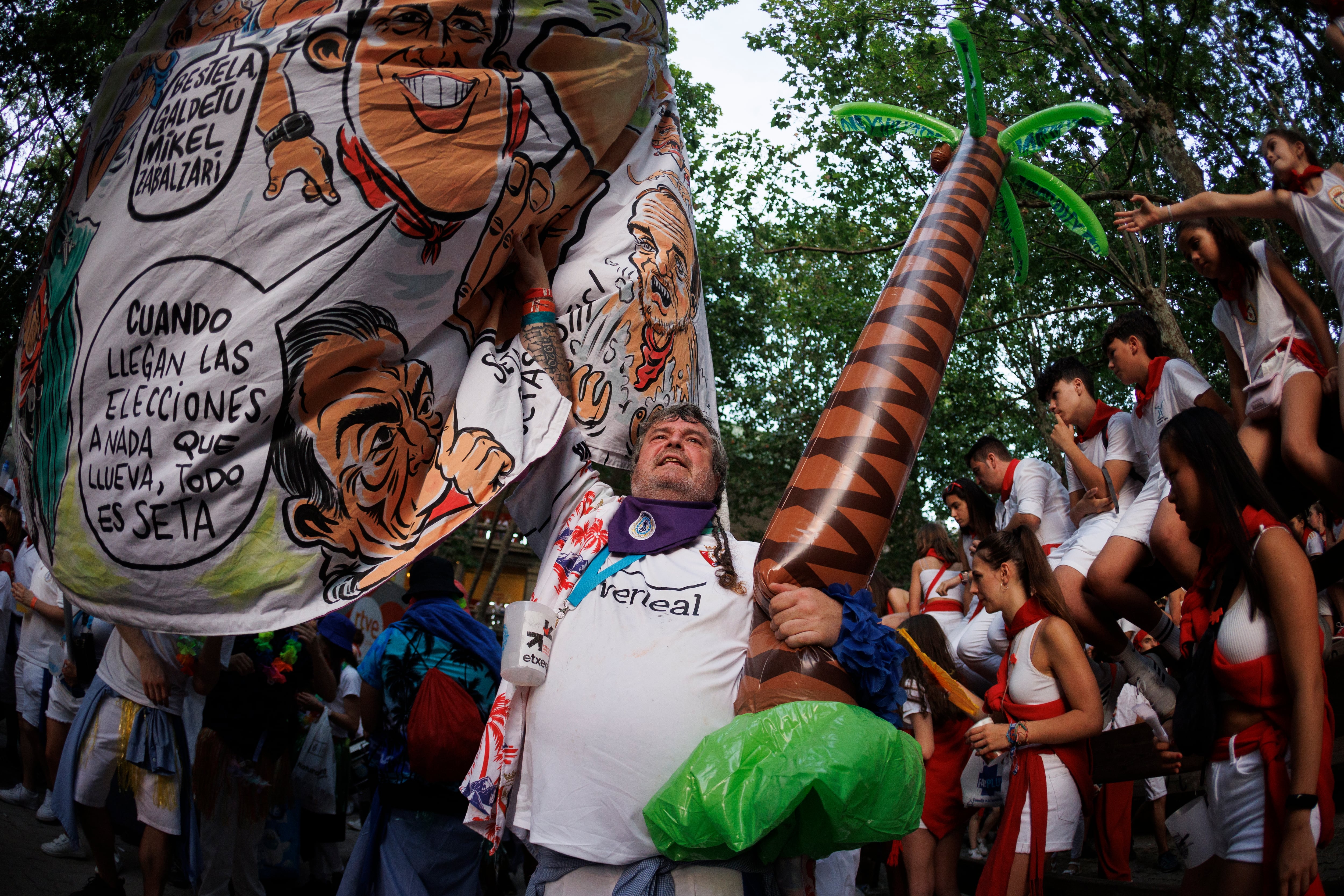 La Federación de Peñas denuncia las agresiones sexistas y las agresiones a las txarangas.