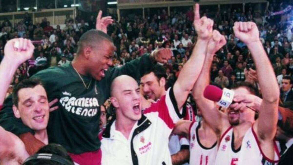 El gigante que superó el bullying