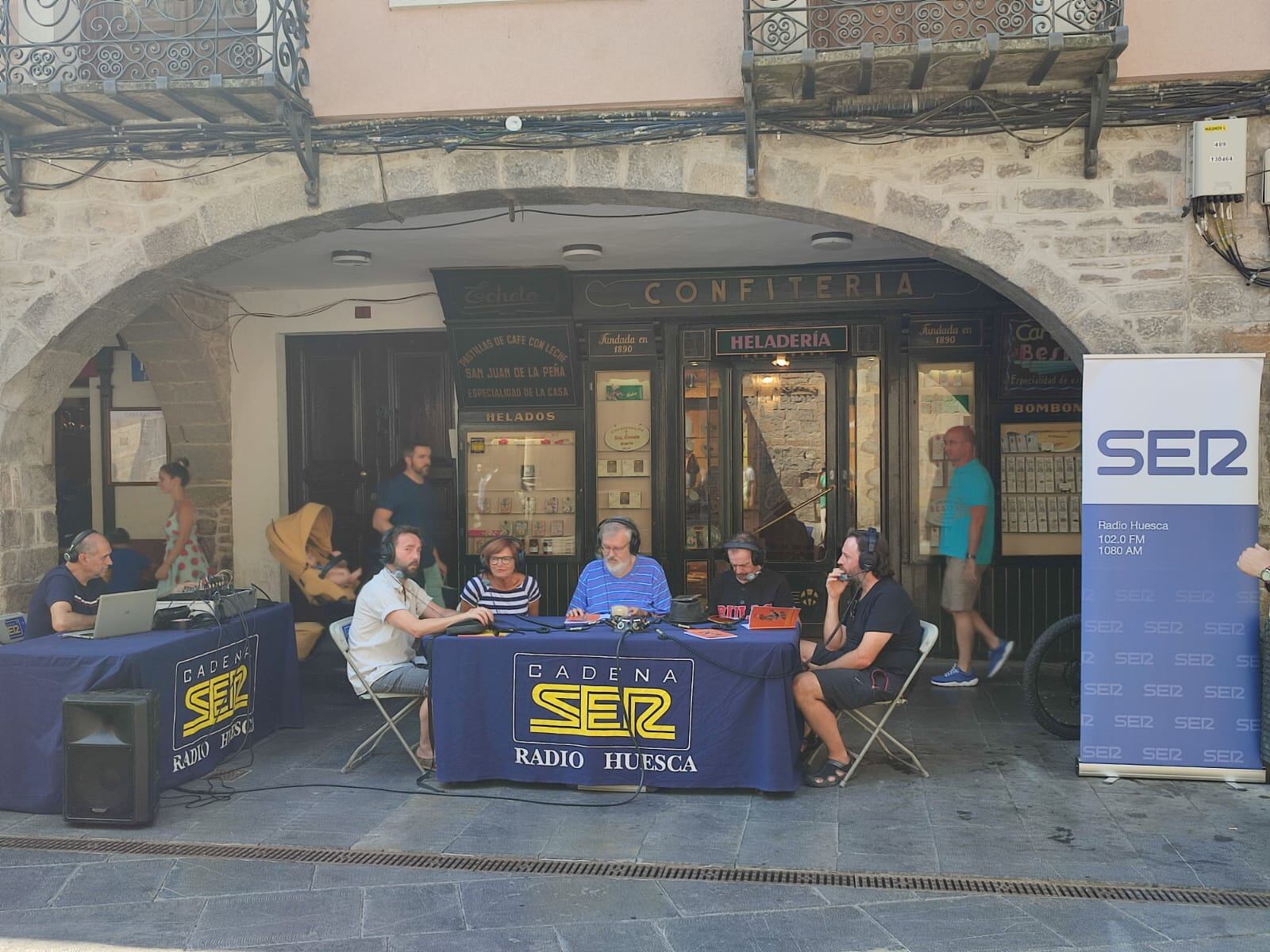 Este miércoles, Radio Jaca emitía para toda la provincia un programa especial sobre el Festival Internacional en el Camino de Santiago