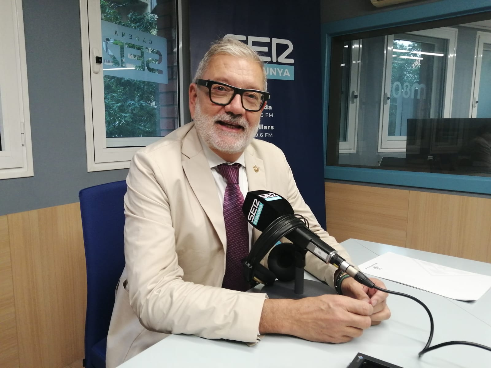 L&#039;alcalde de Lleida, Fèlix Larrosa, durant l&#039;entrevista a Ràdio Lleida.