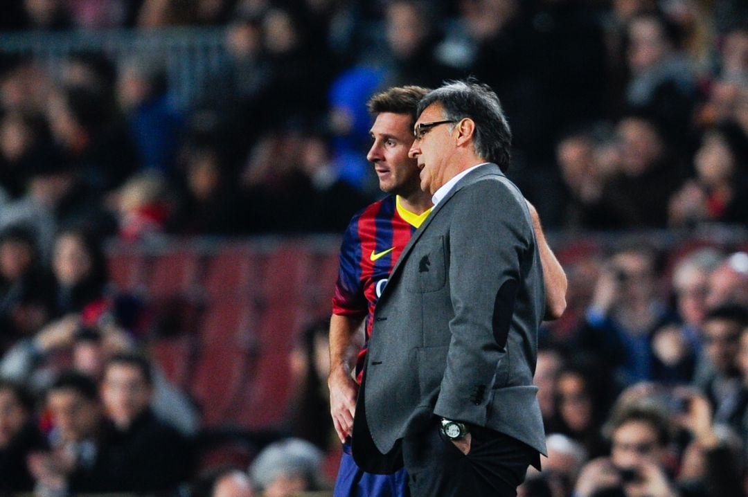 El Tata Martino y Messi, durante un partido de Copa del Rey contra el Getafe en 2014.