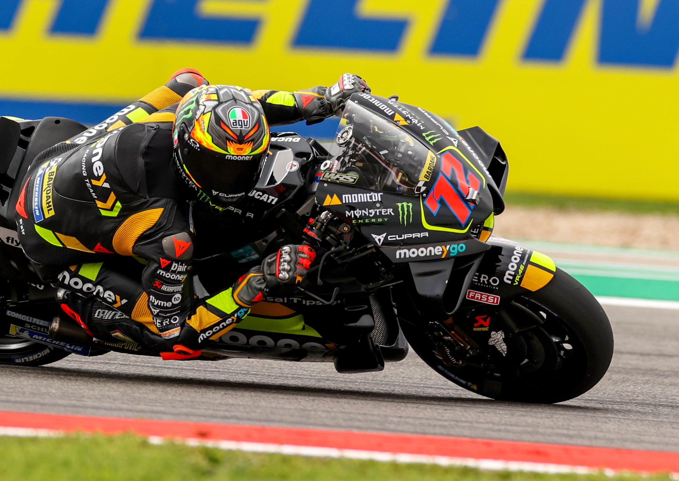 Austin (United States), 15/04/2023.- El piloto italiano Marco Bezzecchi del equipo Mooney VR46 Racing Team en acción durante el Gran Premio de Las Américas EFE/EPA/ADAM DAVIS