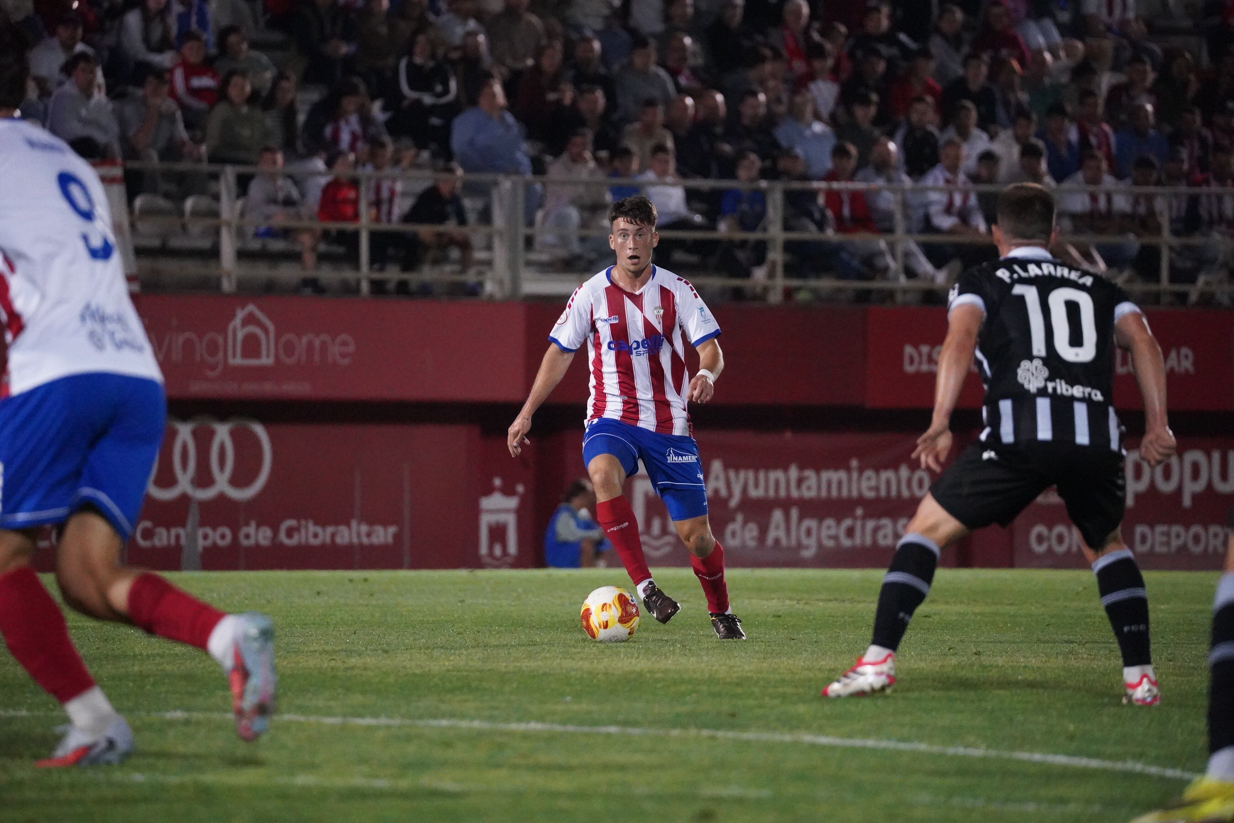 Un lance del partido
