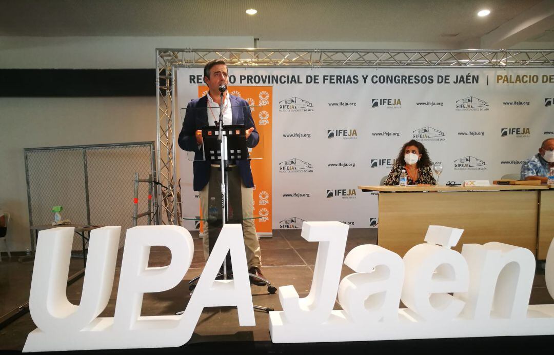 Cristobal Cano, reelegido en su cargo, durante su intervención en el Congreso de UPA celebrado en Jaén