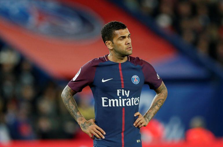 Dani Alves, durante un partido del PSG