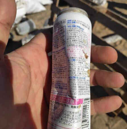 Un desodorante (o algo similar) de origen asiático hallado en una playa de Lanzarote