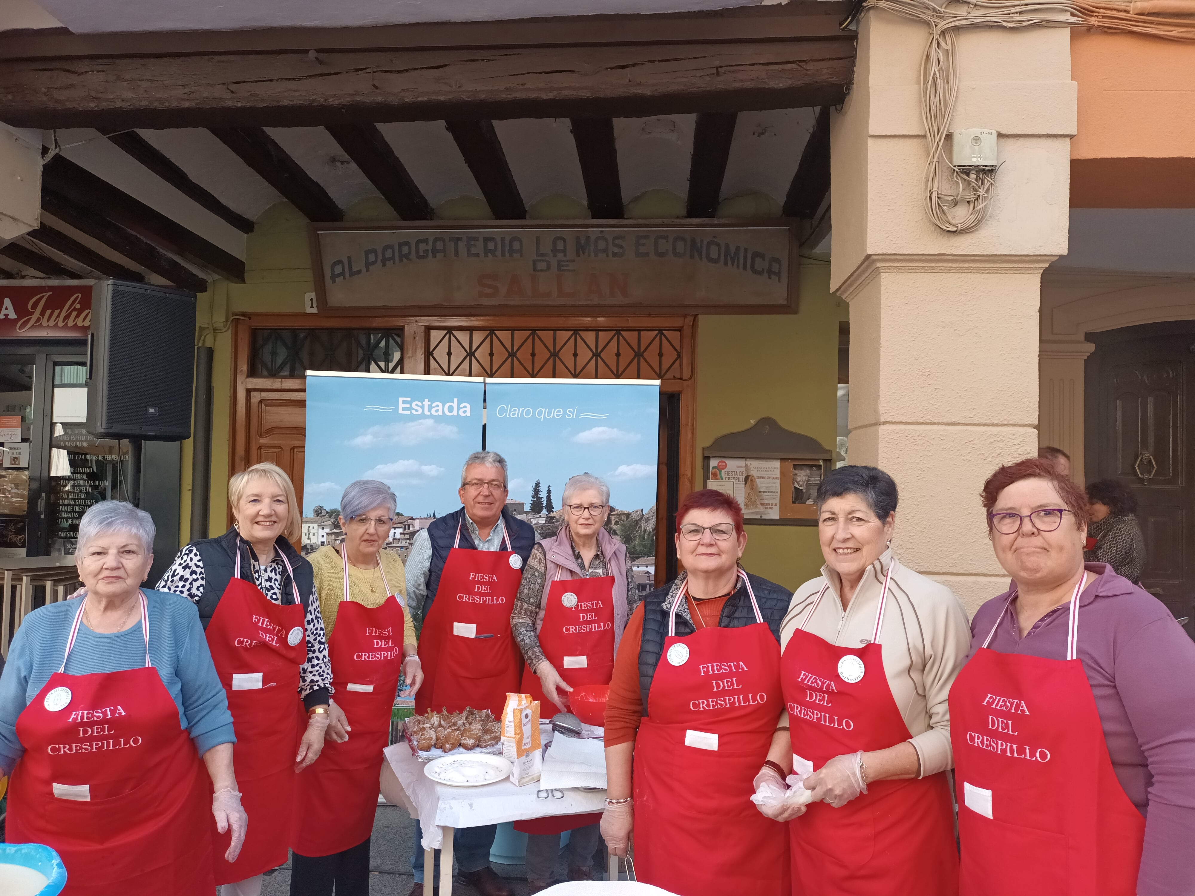 Vecinos de Estada, localidad invitada en la fiesta del Crespillo