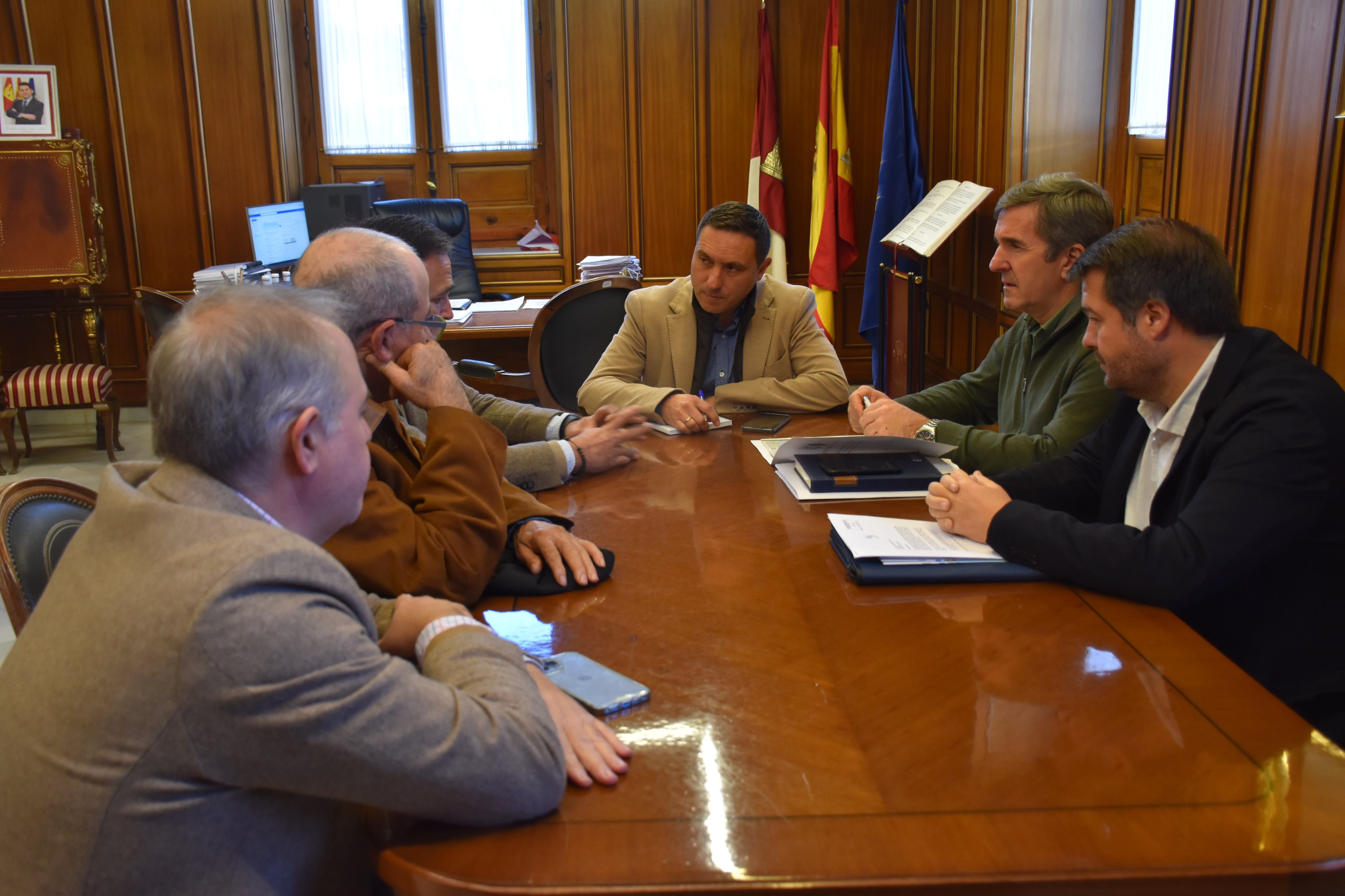 Reunión entre la Diputación de Cuenca y los regantes