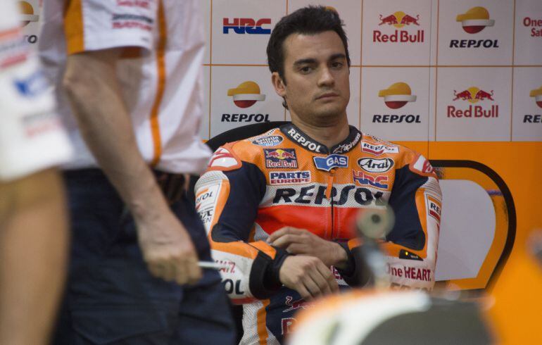 DOHA, QATAR - MARCH 28:  Dani Pedrosa of Spain and Repsol Honda Team looks on in box during the MotoGp of Qatar - Qualifying at Losail Circuit on March 28, 2015 in Doha, Qatar.  (Photo by Mirco Lazzari gp/Getty Images)