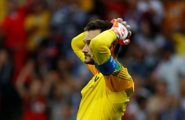 Lloris se lamenta