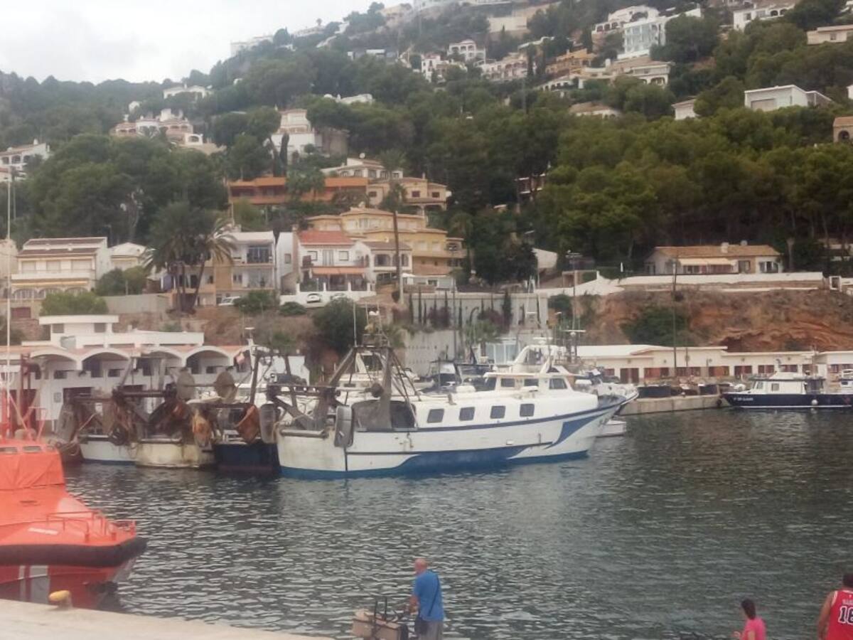 ¿Te gustaría salir a faenar con una embarcación pesquera de Xàbia?