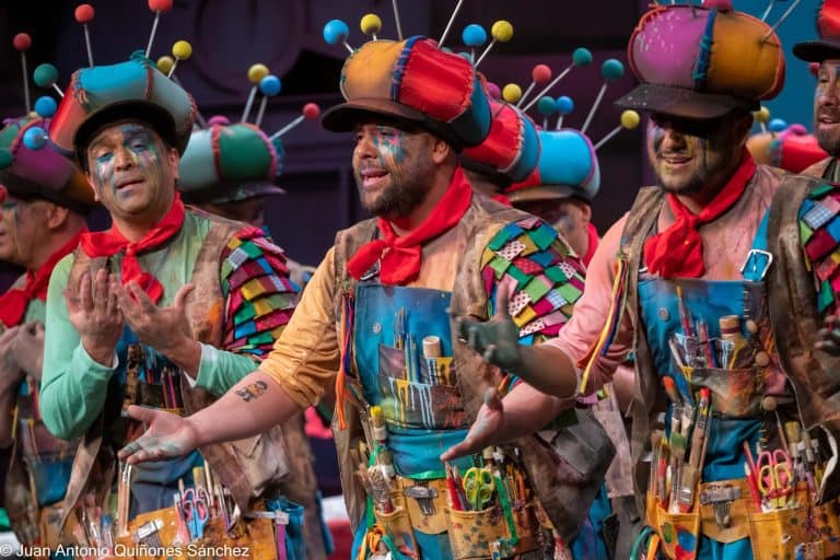 Momento de la actuación de la comparsa de Ronda en el COAC gaditano