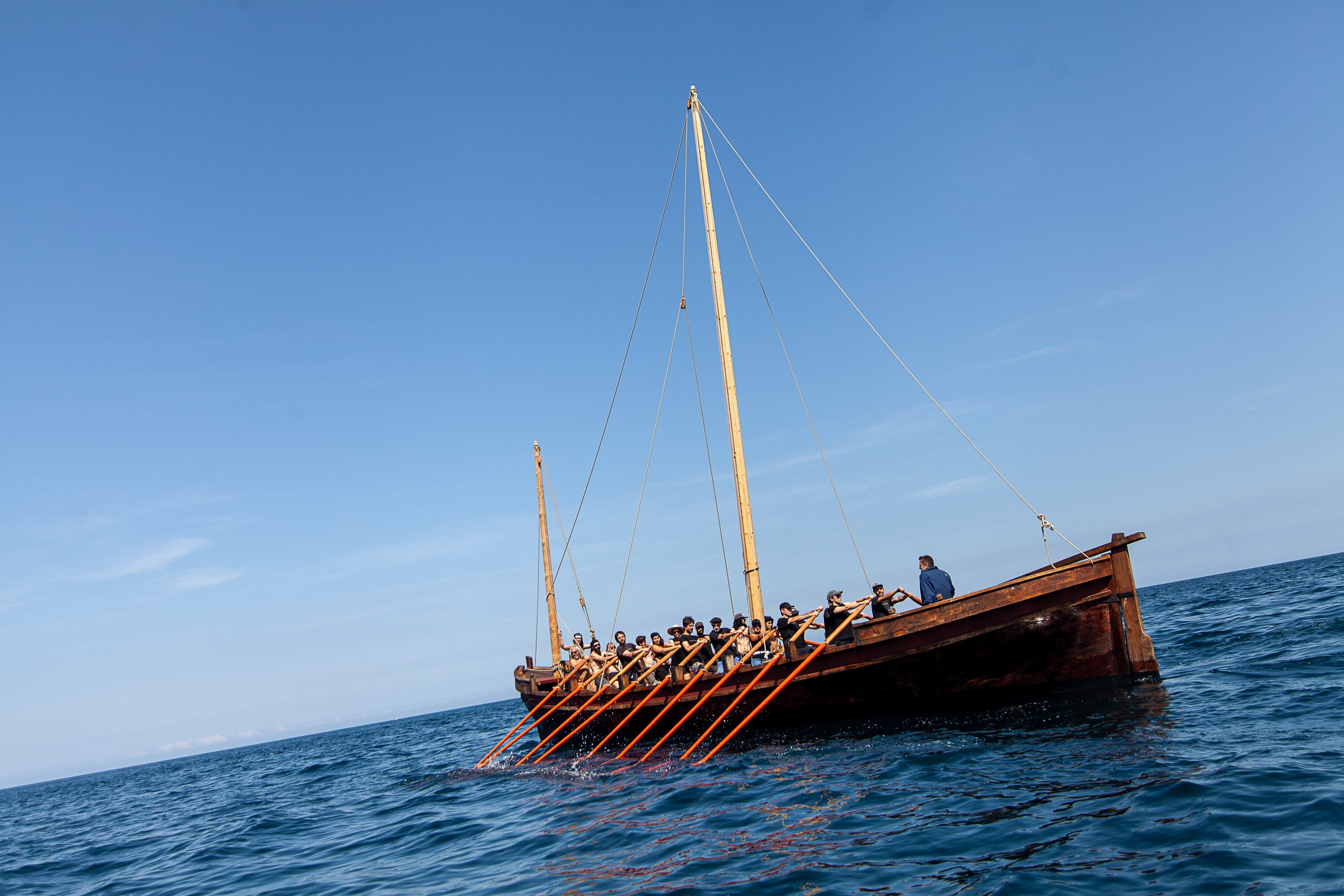 La travesía marítimo-cultural Elkano Itsas Herria, llega a Hondarribia este miércoles