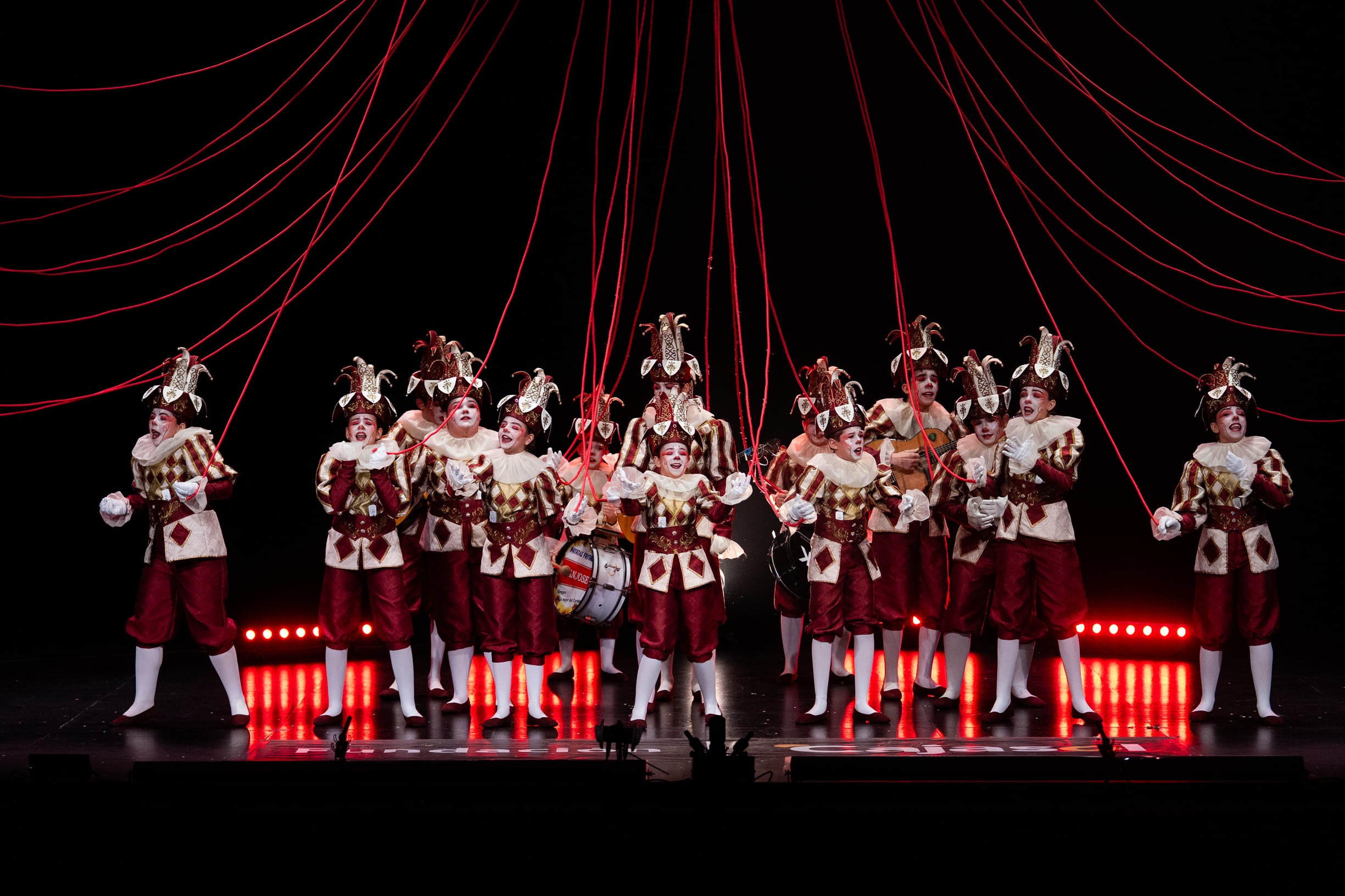 La comparsa infantil El hilo rojo