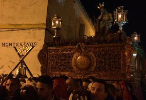 El Cristo de la Caña por las calles de San Roque.