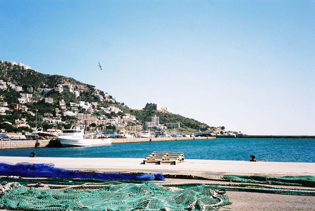 Imatge del port de Roses