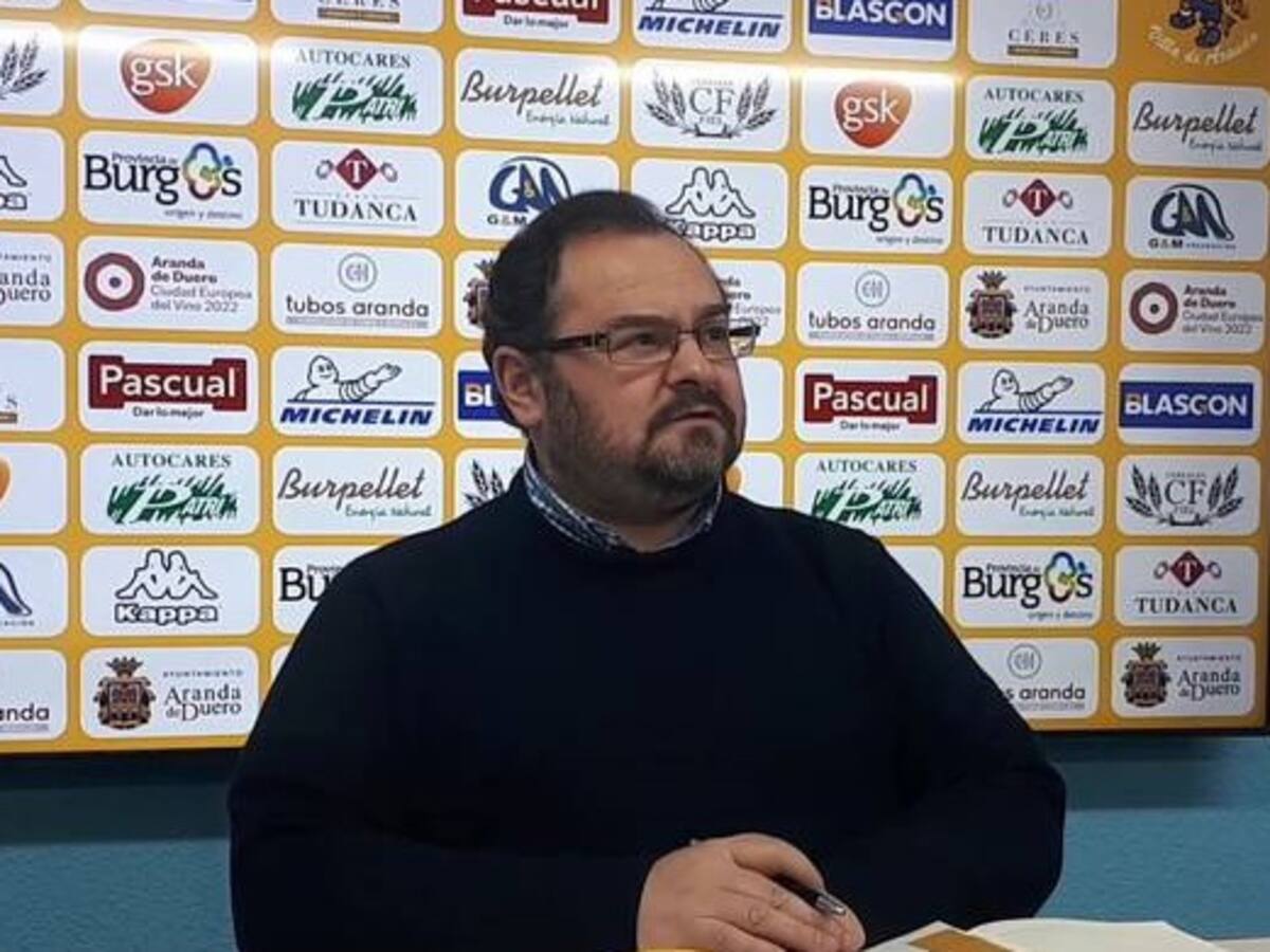 El presidente del Tubos Aranda hace repaso a la temporada en tiempo de El Banquillo y destaca la estabilidad del club y la idea de que "todos queremos que el club siga creciendo"