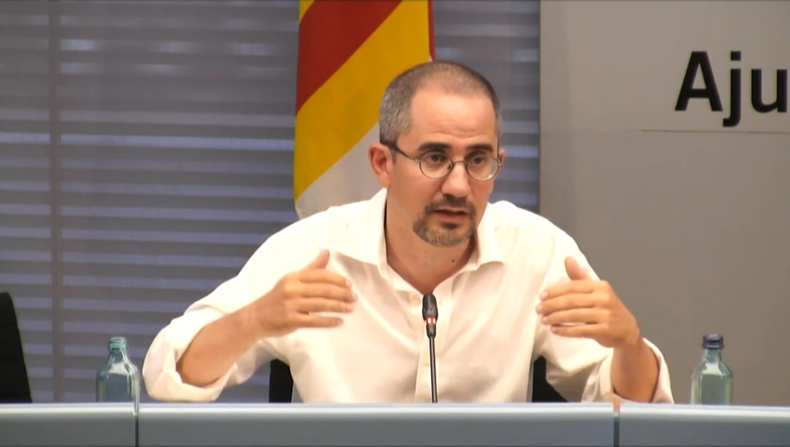 Manuel Valdés en una roda de premsa a l&#039;Ajuntament de Barcelona