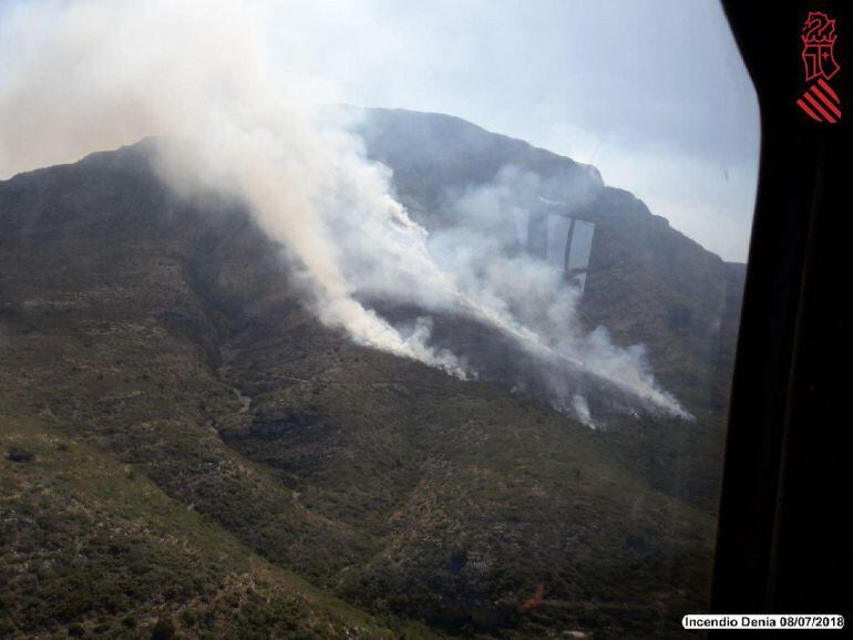 Imagen del incendio en Jávea