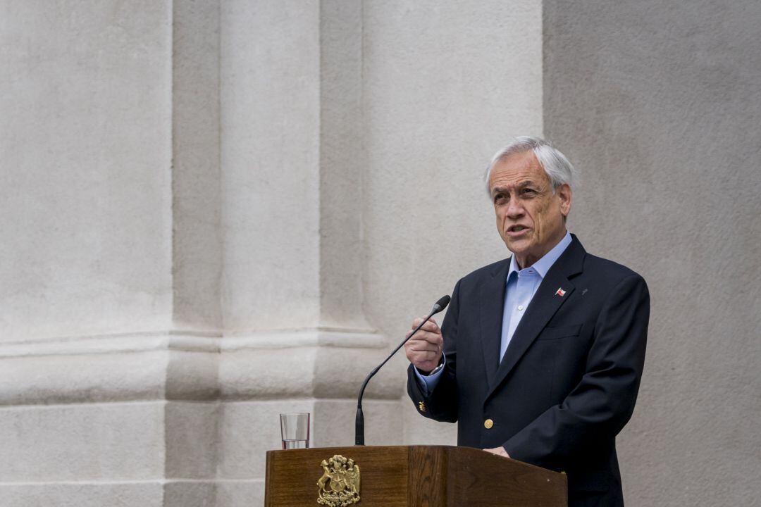 Piñera anuncia el fin del estado de emergencia en Chile. 