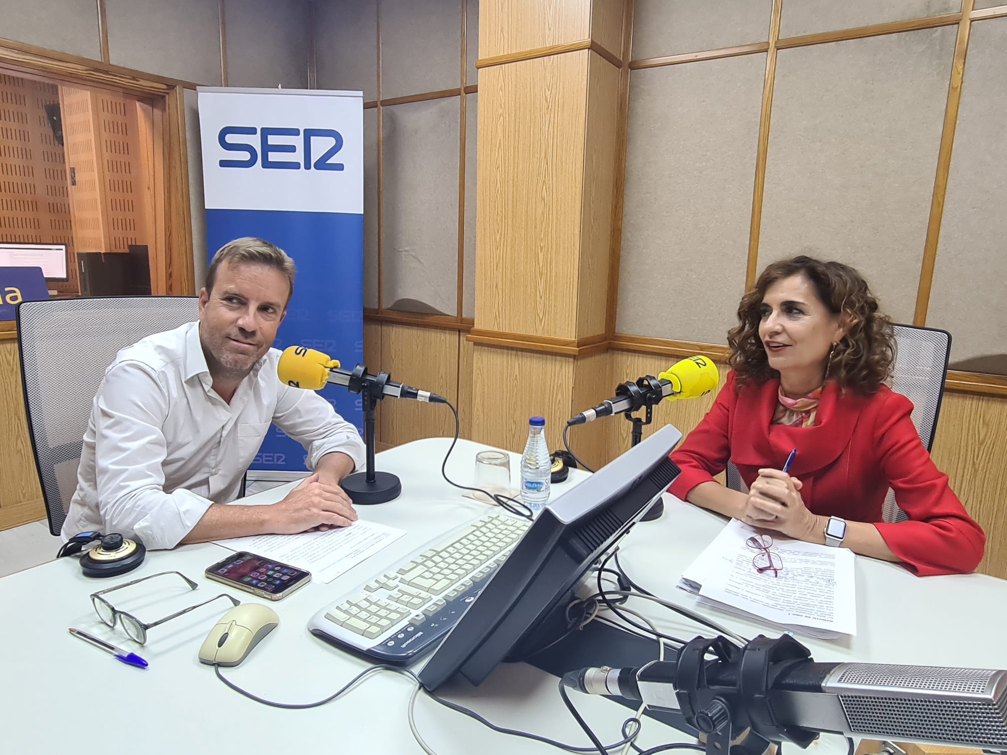 Fernando Pérez Monguió y María Jesús Montero en La Ventana Andalucía