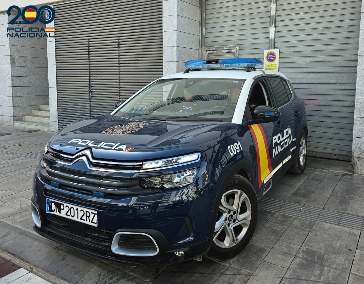 Vehículo de la Policía Nacional