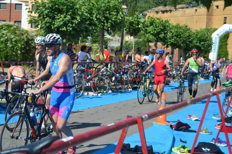 Imagen de archivo del triatlón de Lantadilla