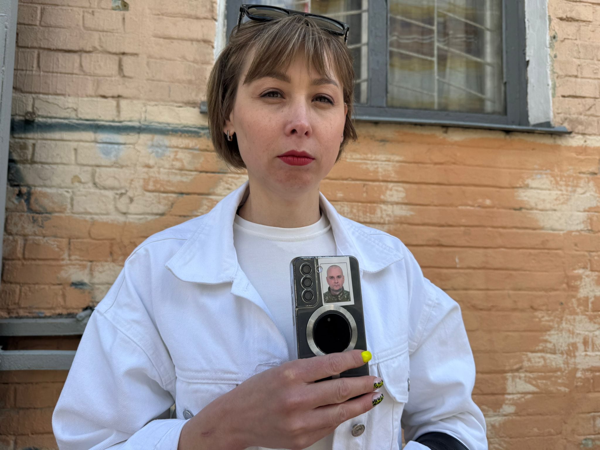 Valentyna, de 34 años, busca a su esposo, militar del ejército ucraniano. Nicolás Castellano.