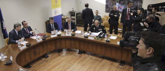 El presidente del Consejo Superior de Deportes (CSD), Miguel Cardenal, el secretario de Estado de Seguridad, Francisco Martínez, los directores generales de la Policía, Ignacio Cosidó y Guardia Civil, Arsenio Fernández de Mesa y el comisario general de Se