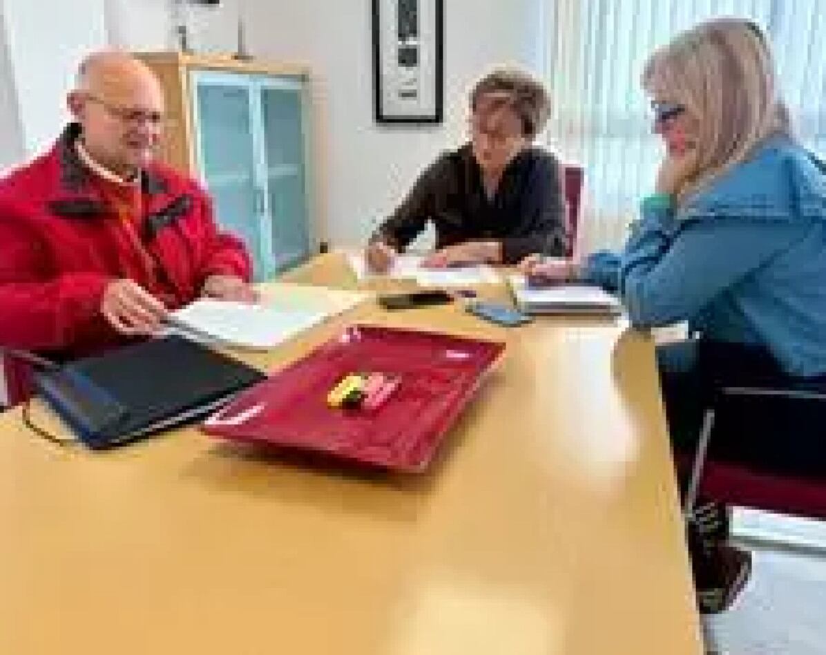 El PSOE ha constituido este viernes su gestora en Torremolinos, presidida por Marisa Bustinduy y con Leticia Teboul y Daniel Moreno como vocales