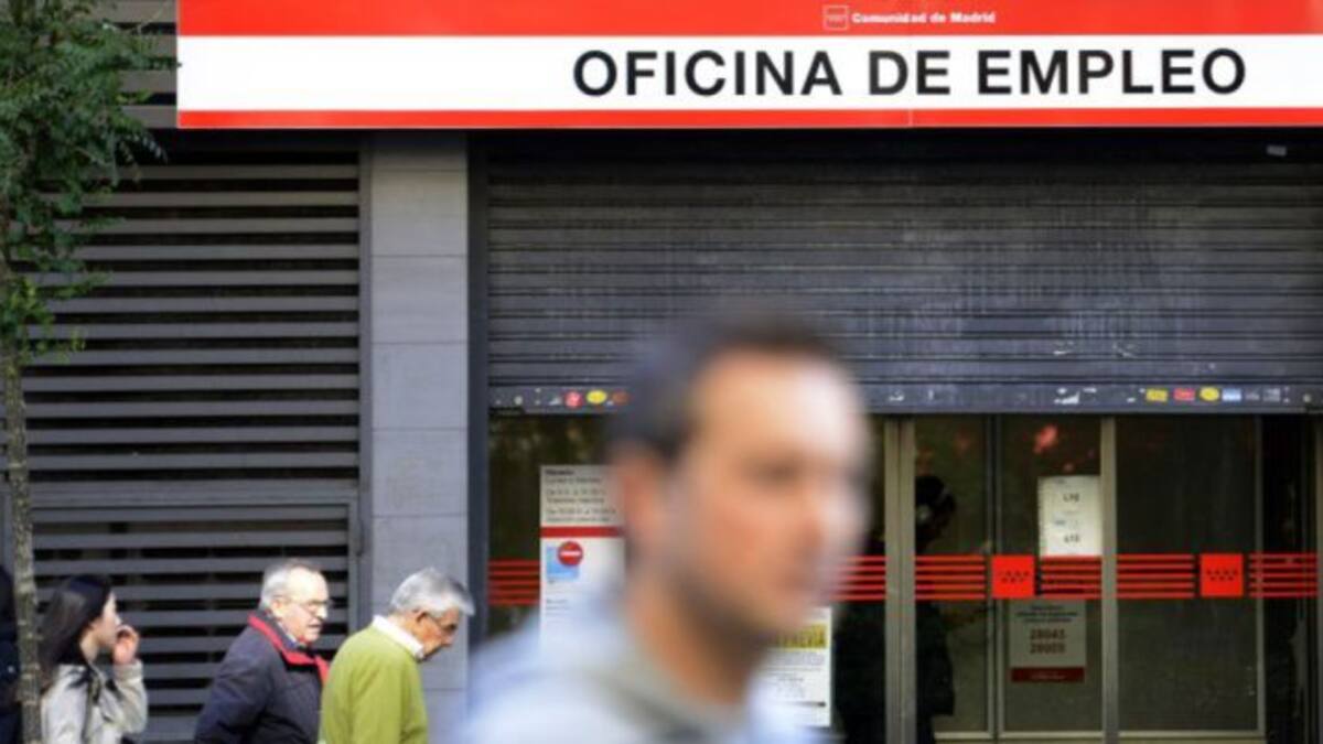 Colmenar Viejo y Alcobendas lideran el incremento de paro registrado en octubre en el norte de Madrid