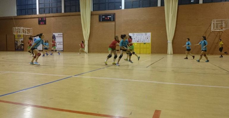 Torneo de Balonmano femenino de la Diputación de Jaén celebrado en Torredelcampo.