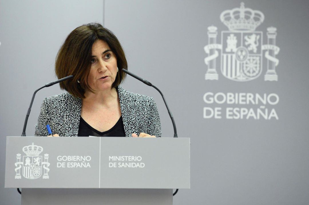 María José Sierra, jefa de área del Centro de Coordinación de Alertas y Emergencias Sanitarias del Ministerio de Sanidad durante la rueda de prensa ofrecida este lunes en la sede de su ministerio, en Madrid, para informar acerca de las últimas novedades de la pandemia del coronavirus.