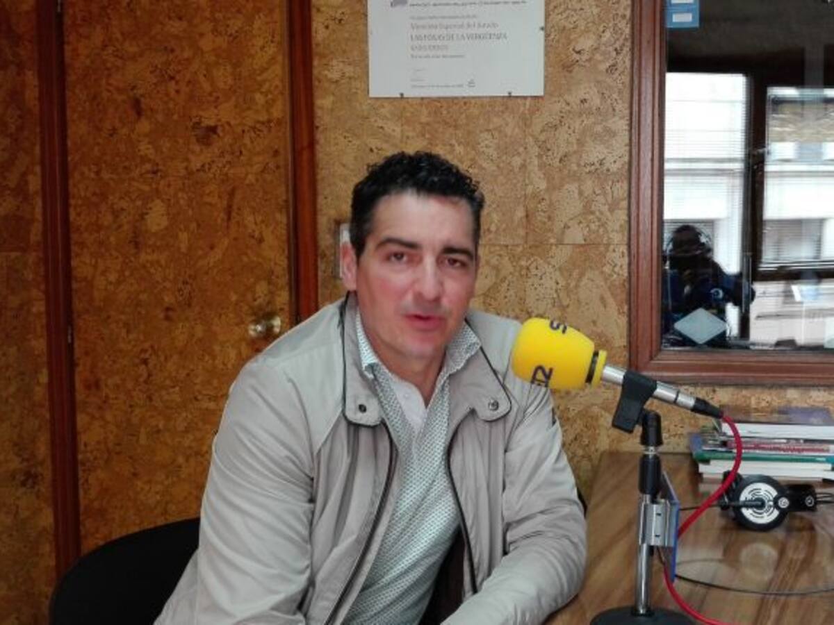 Una avería en un colector cierra las piscinas del campus