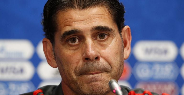 Fernando Hierro, durante su comparecencia de prensa previa al encuentro ante Rusia