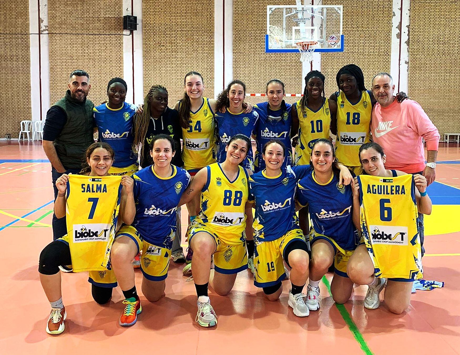 El CB La Mojonera femenino tras la victoria