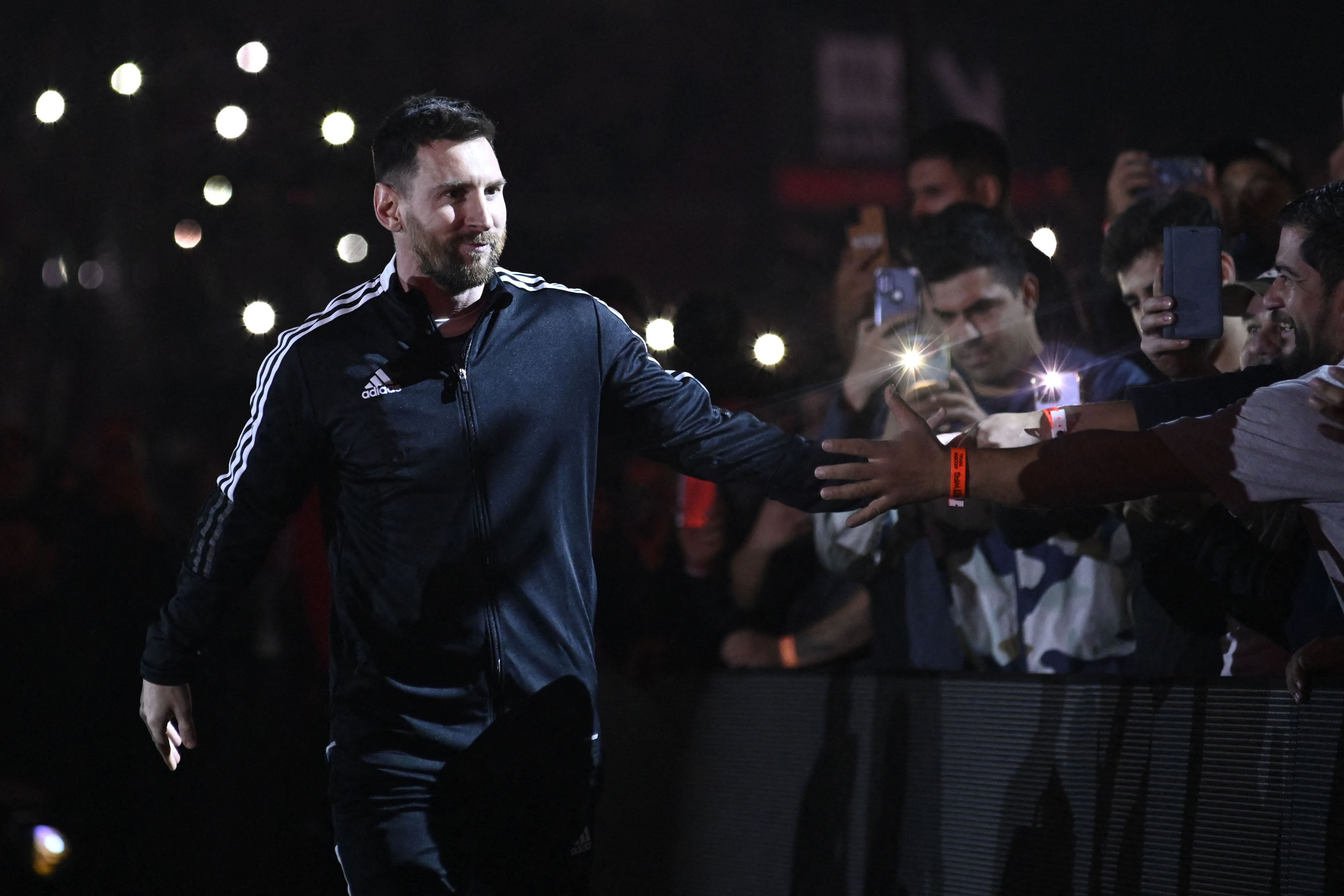 Lionel Messi, en el partido homenaje a Juan Román Riquelme. (Photo by STRINGER / AFP) (Photo by STRINGER/AFP via Getty Images)