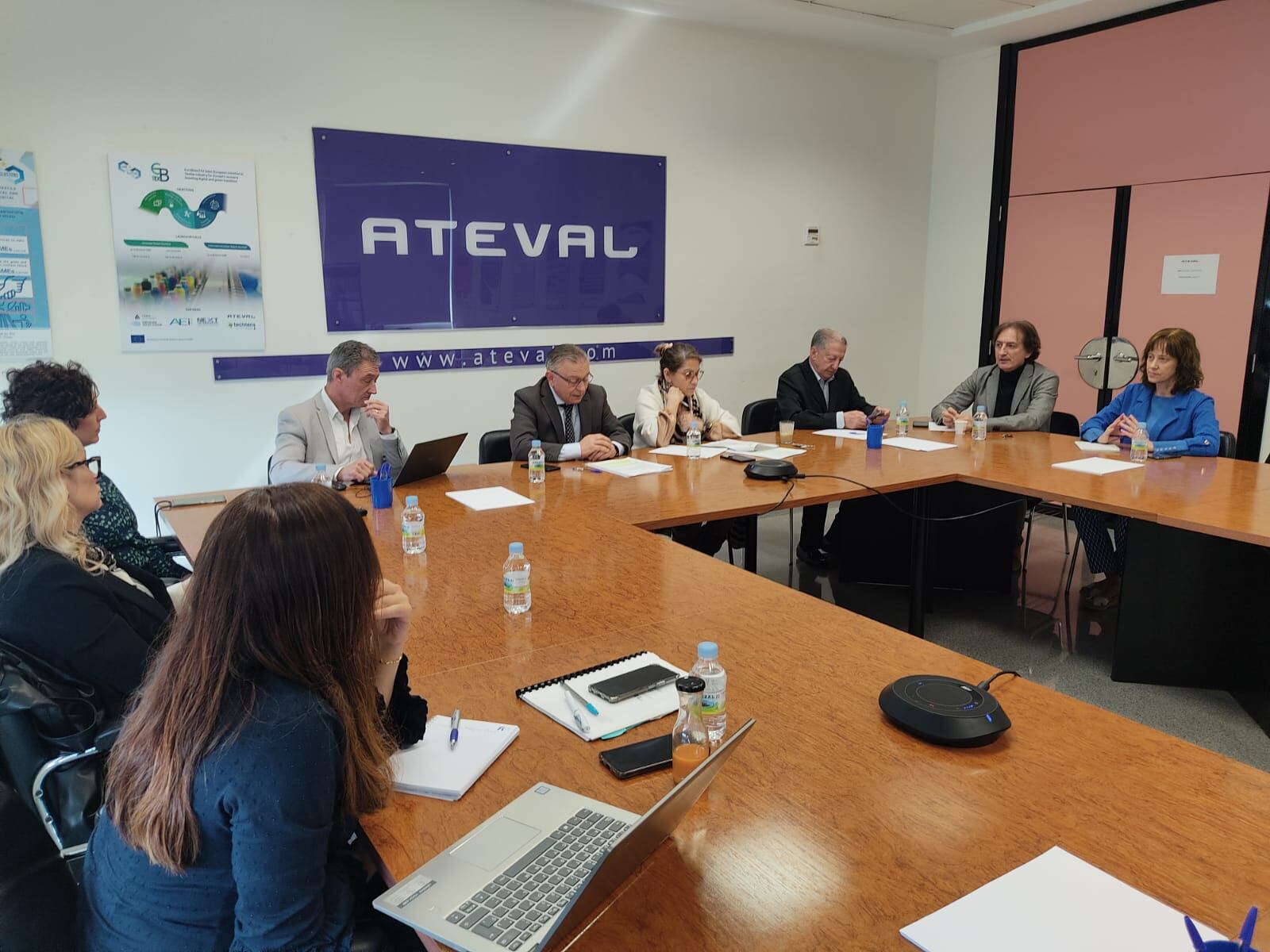 Reunión del Observatorio del Textil y la Moda en ATEVAL