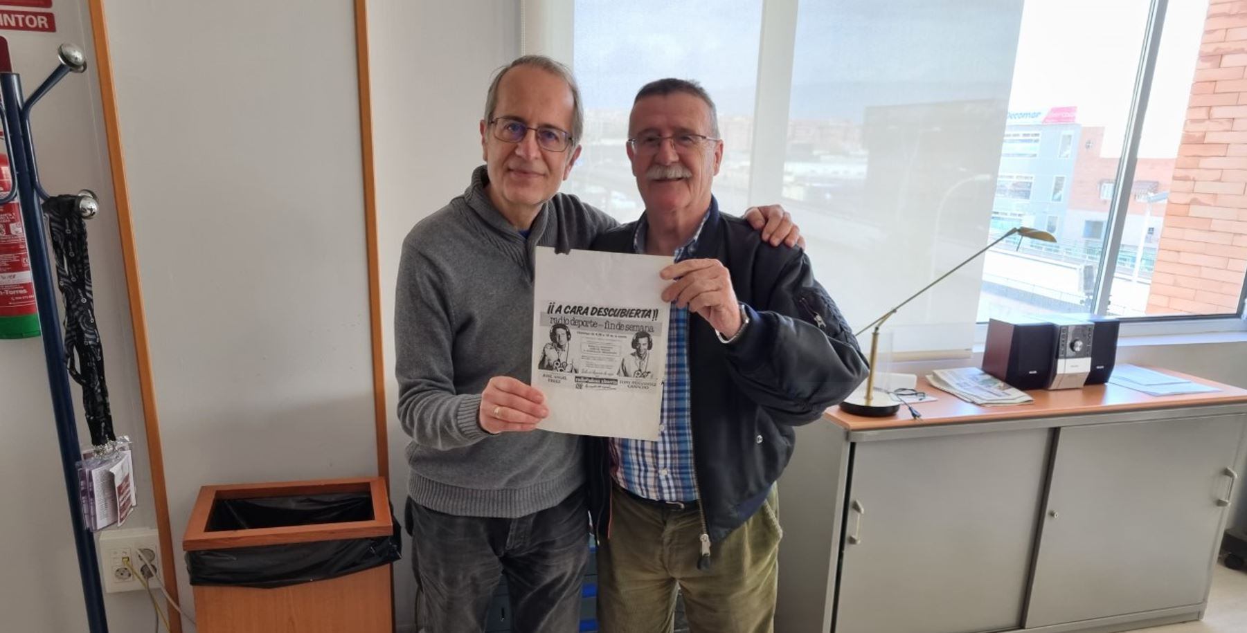 José Ángel Pérez sostiene aquella publicidad e LA VOZ de los ochenta.