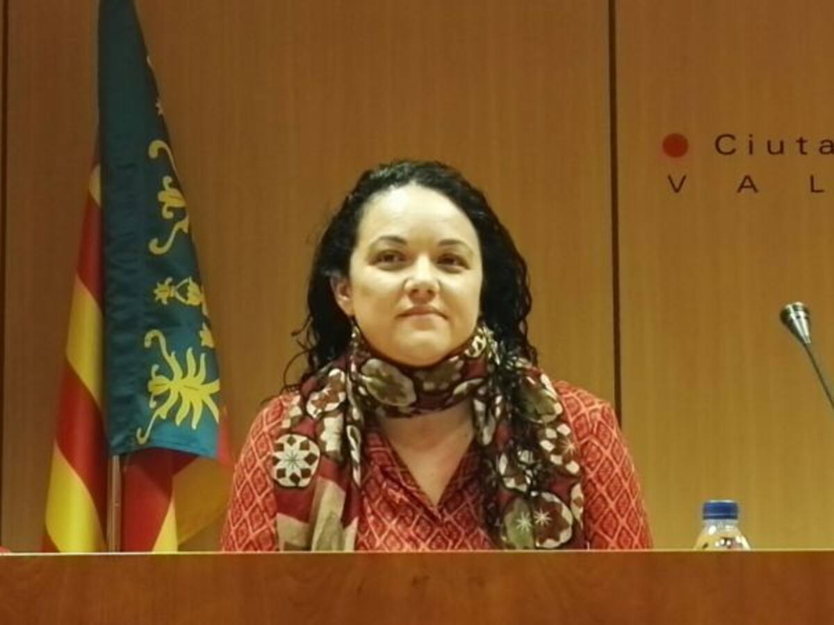 Varios forenses investigados por realizar prácticas privadas de forma irregular