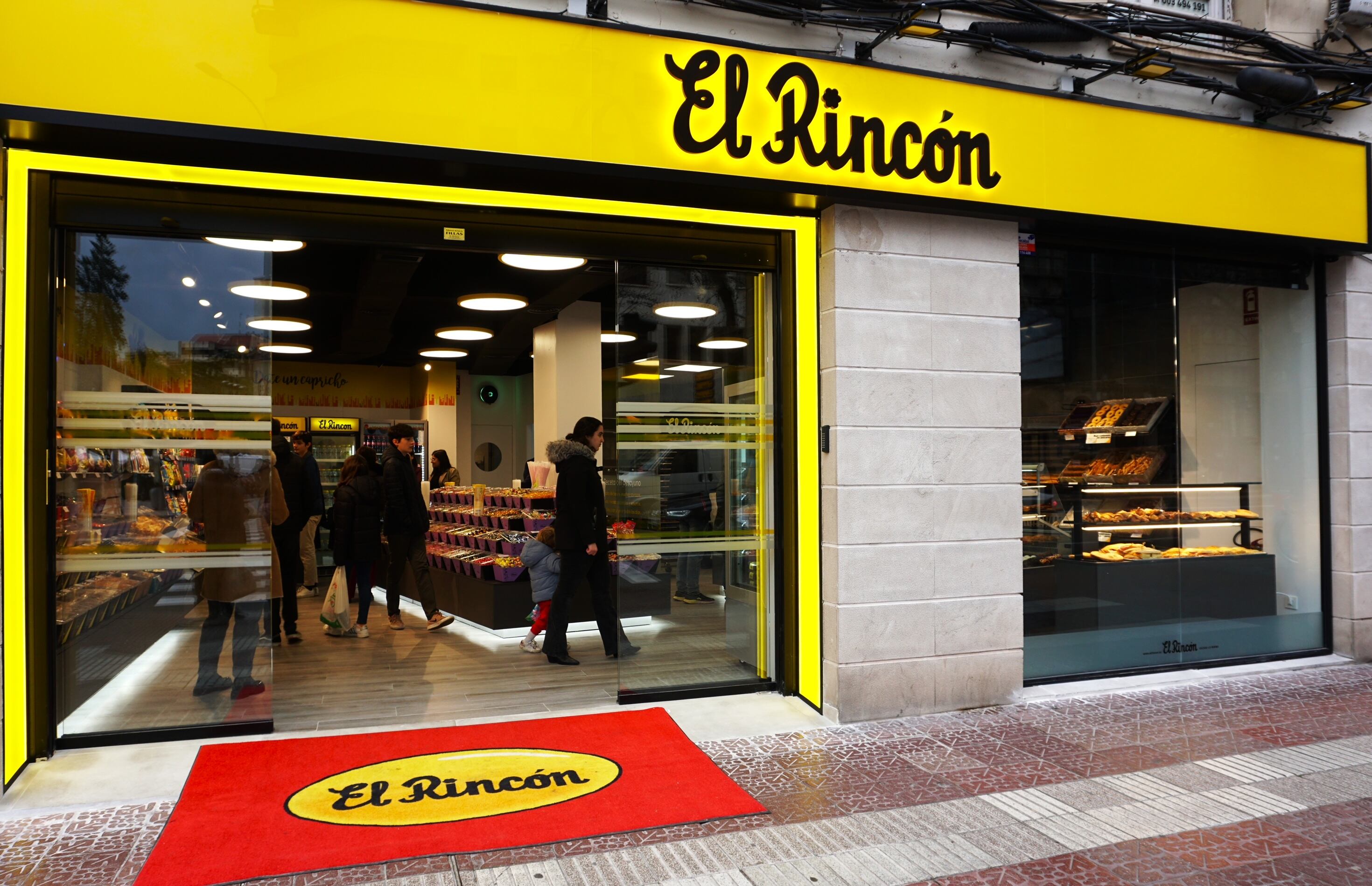 El Rincón inaugura su primera tienda en Logroño, la número 71 junto a las que ya tiene en Zaragoza, Huesca y Madrid.