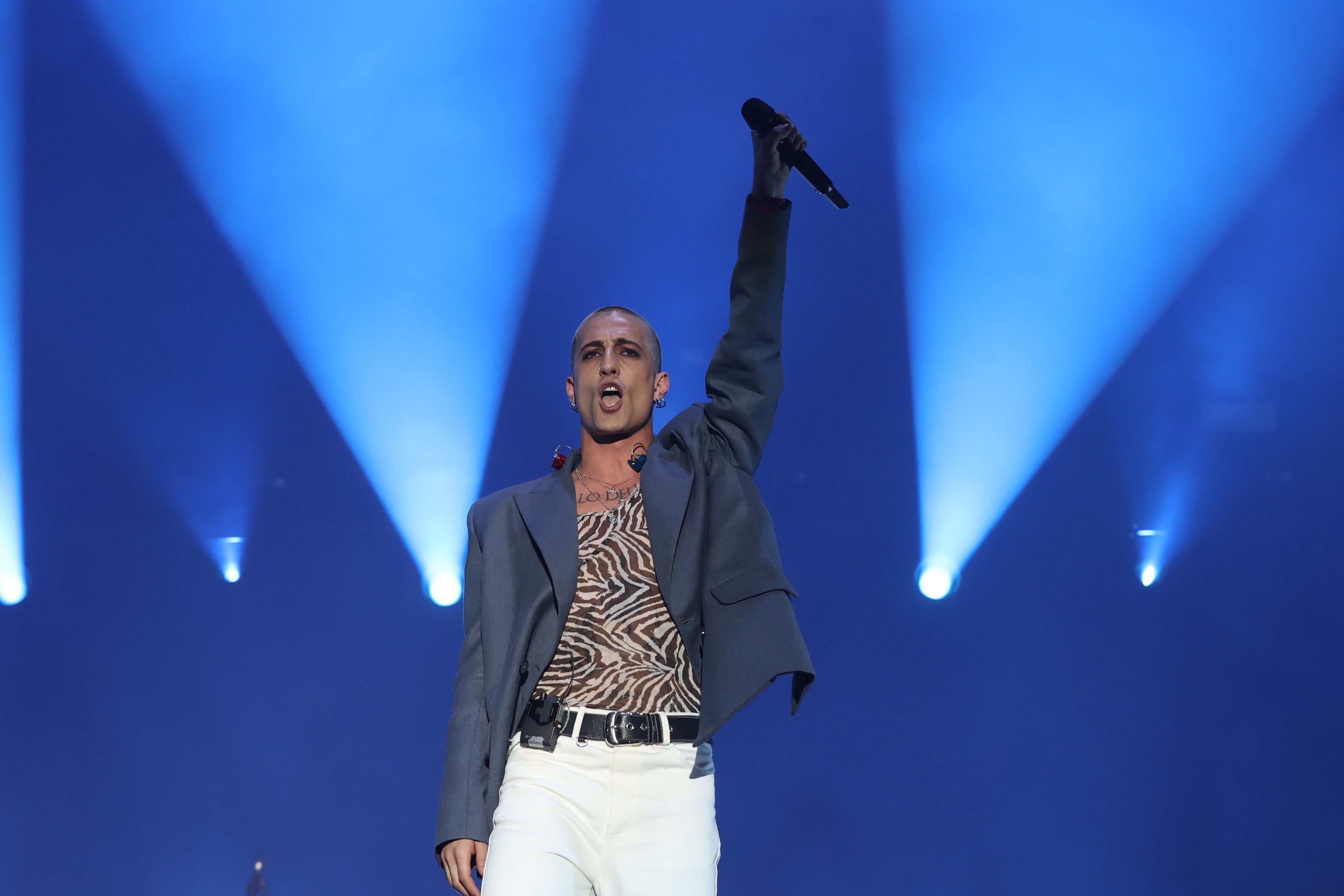 El cantante de la banda italiana Maneskin, Damiano David, durante su actuación en el festival Primavera Sound Madrid