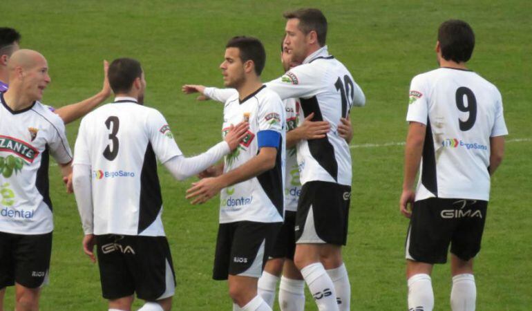 Los jugadores del CD Tudelano durante un partido liguero