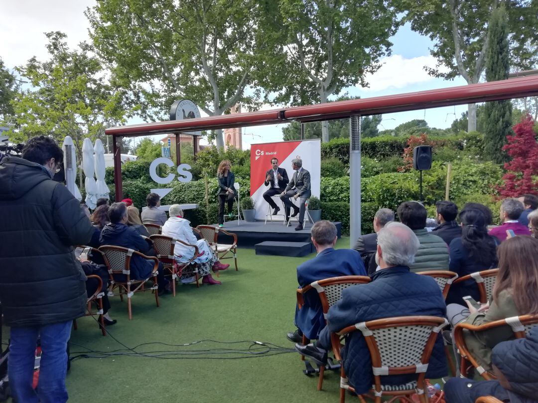 Presentación de Ángel Garrido ante los afiliados de Ciudadanos de Pozuelo de Alarcón. 