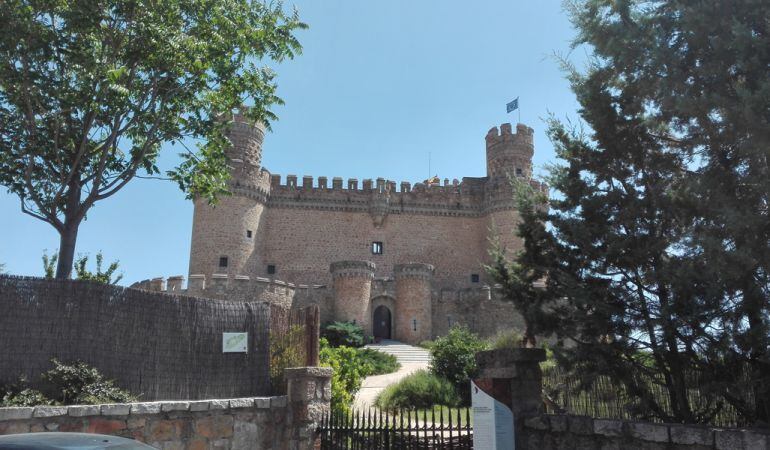 El castillo de Manzanares el Real es uno de los más visitados de Madrid