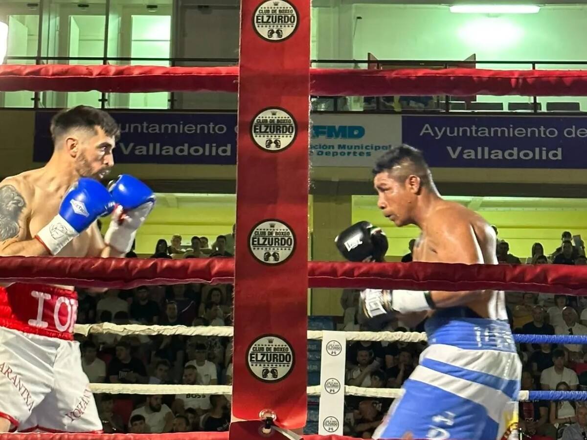 Ion Pérez sigue invicto como profesional