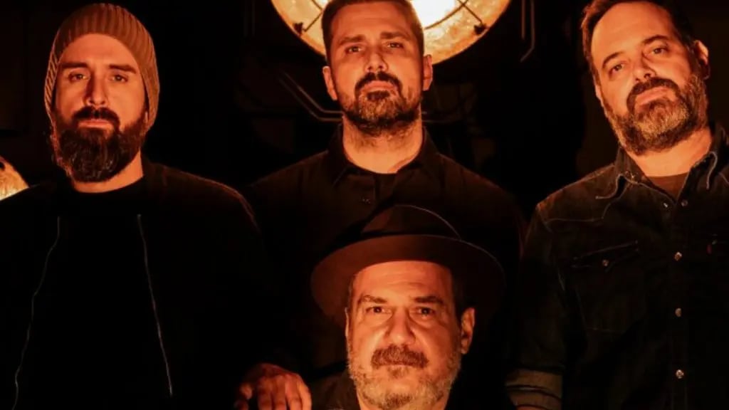 Eladio y los Seres Queridos