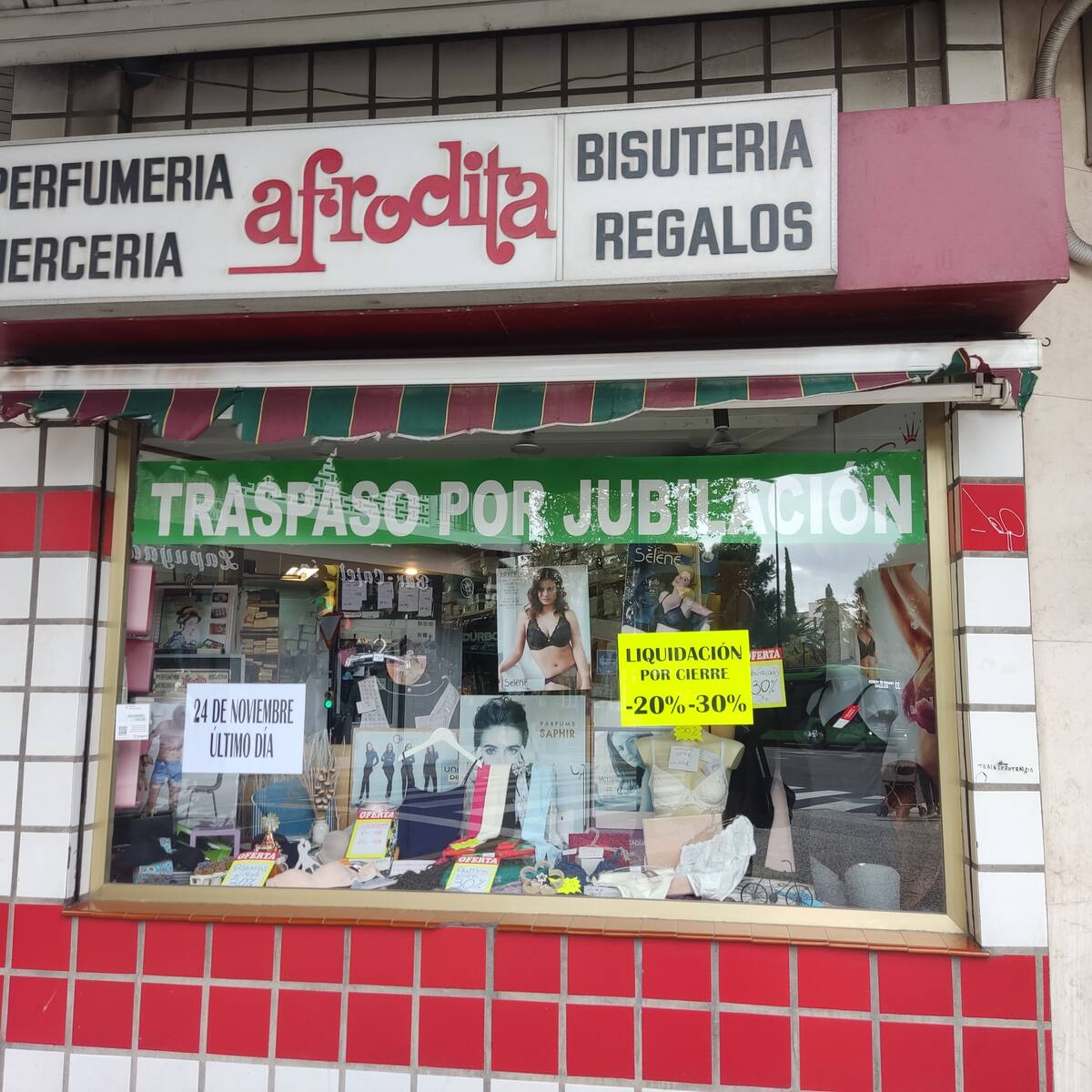 Relevo generacional: la carrera contrarreloj para salvar el comercio que da vida a los barrios